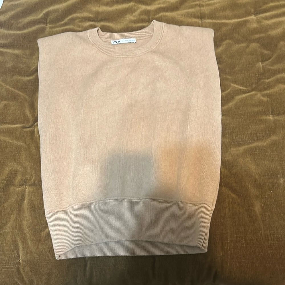 Zara Women’s sweater vest